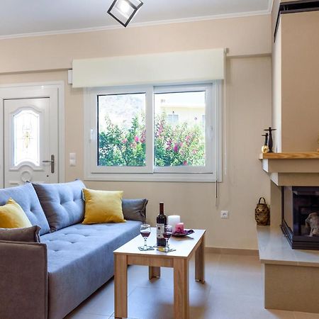 Afroditi'S Delux Apartment Monemvasia Ngoại thất bức ảnh