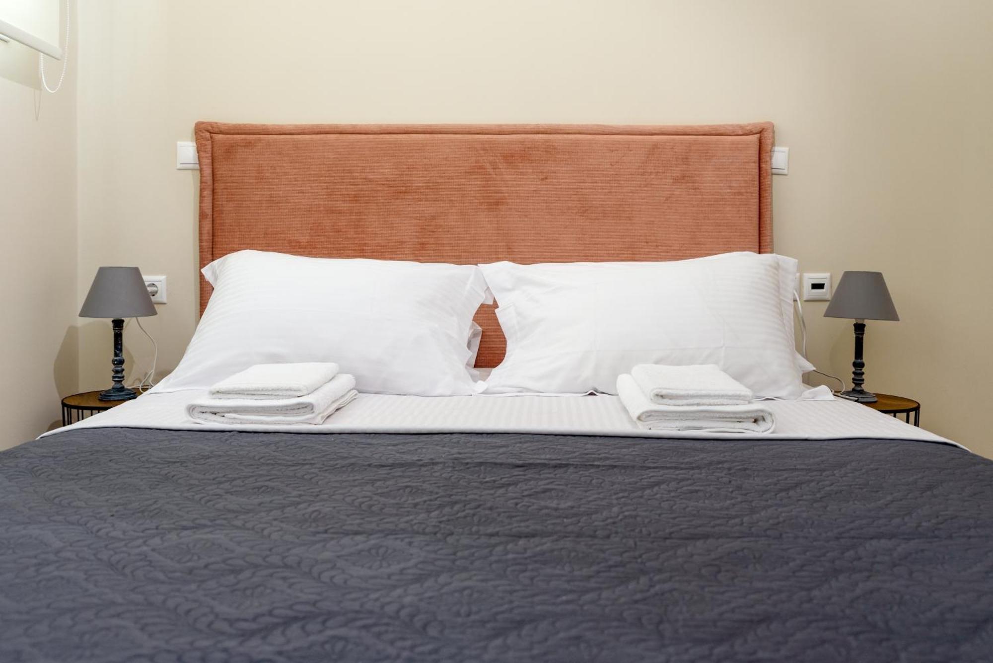 Afroditi'S Delux Apartment Monemvasia Ngoại thất bức ảnh